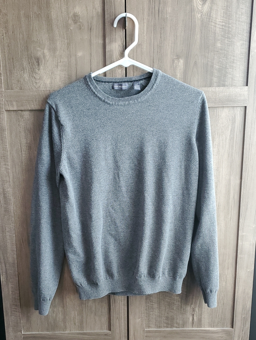 Van Heusen Men's Gray Crewneck Sweater